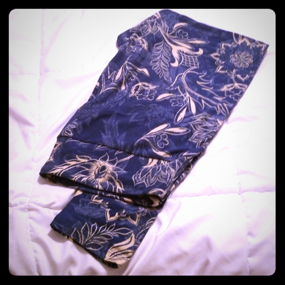 EUC Lularoe TC leggings